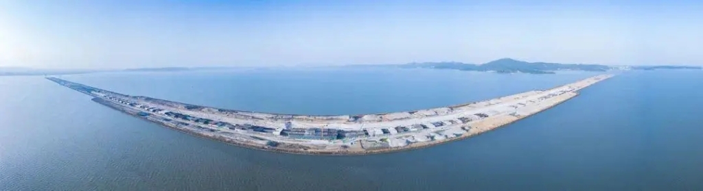 2021年3月27日，太湖隧道實現全線底板貫通。