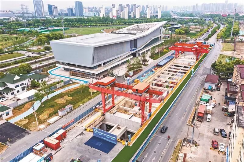 裝配疊合式地鐵車站亮相